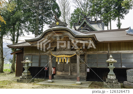 新庄　新庄神社　拝殿　岡山県新庄村 126326473