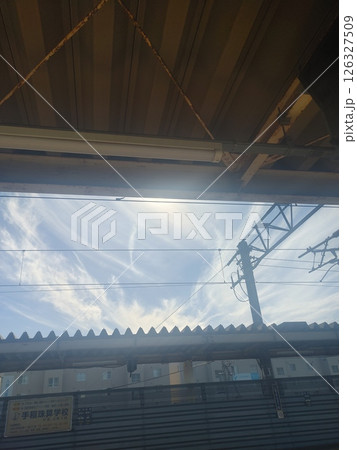 神秘的な空 神秘的な空 126327509