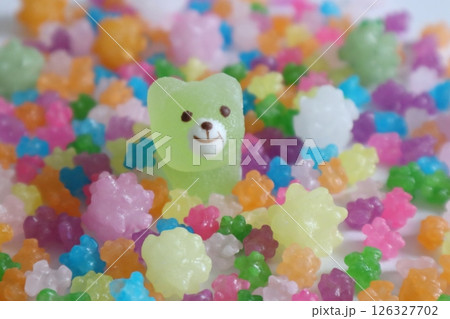 カラフルなお菓子たち 126327702