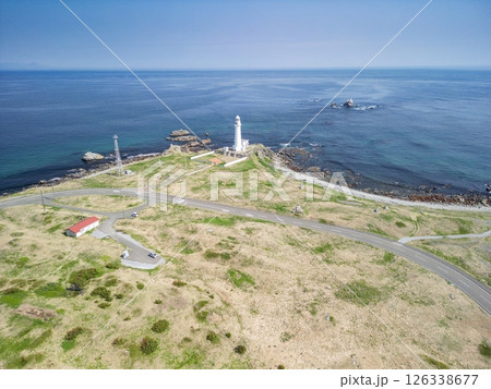 空撮「青森県」本州最北端　尻屋崎灯台の風景　下北半島 126338677