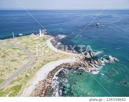 空撮「青森県」本州最北端 尻屋崎灯台の風景 下北半島 空撮「青森県」本州最北端 尻屋崎灯台の風景 下北半島 126338682