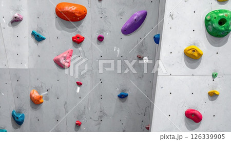 《AI画像》ボルダリングの壁 《AI画像》ボルダリングの壁 126339905