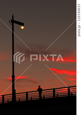美しい夕焼け 126340633