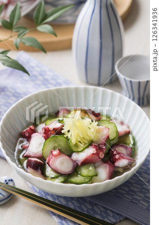 たこときゅうりの酢の物  126341936