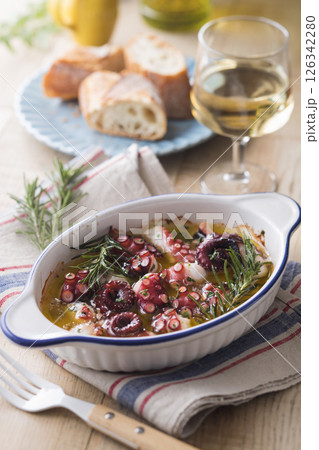 たこのハーブバター焼き たこのハーブバター焼き 126342280