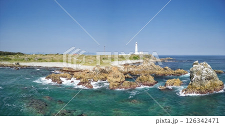 空撮「青森県」本州最北端 尻屋崎灯台の風景 下北半島 空撮「青森県」本州最北端 尻屋崎灯台の風景 下北半島 126342471