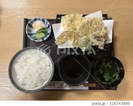 せきぐち川魚店　なまず天ぷら定食　館林市 126343880