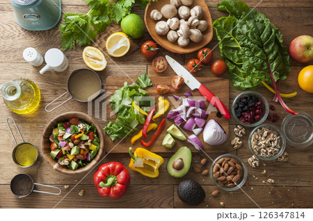 サラダの調理風景 サラダの調理風景 126347814