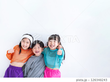笑顔のダンスキッズ kids 笑顔のダンスキッズ kids 126348243
