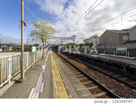 能勢電鉄の絹延橋駅 能勢電鉄の絹延橋駅 126348747