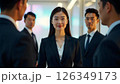 ミーティングするビジネスパーソン 126349173