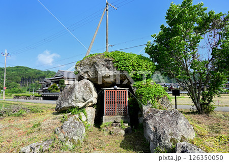 丹波篠山市　石くど 126350050