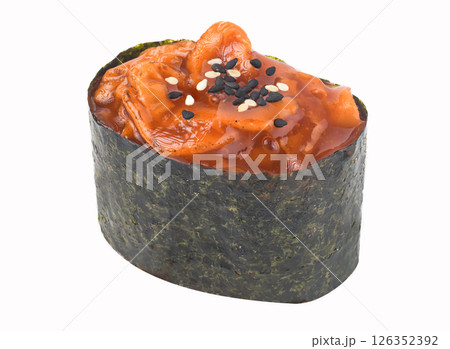 Spicy salmon gunkan sushi with sesame seeds on white background 126352392