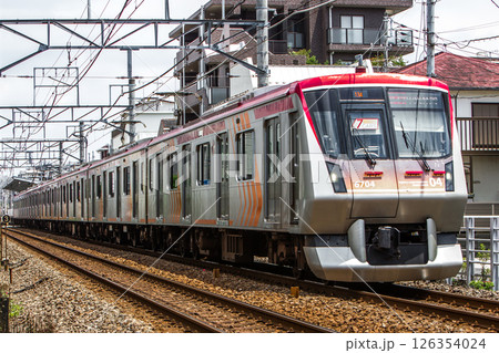 東急大井町線　6000系 126354024