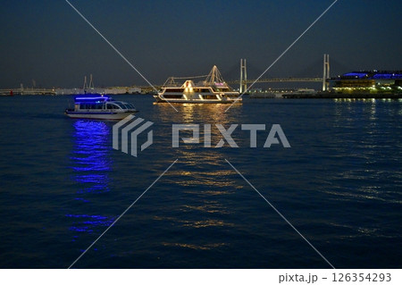 横浜港遊覧船マリンルージュ 横浜港遊覧船マリンルージュ 126354293