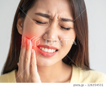 歯痛女性 歯痛女性 126354531