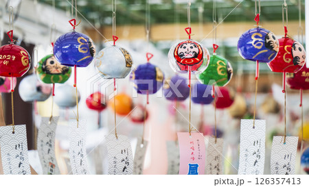 川崎大師の夏のイベント「風鈴市」【神奈川県・川崎市】 126357413