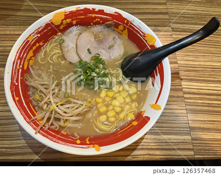 ヌードル 拉麺 麺 126357468