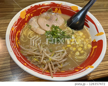 ヌードル 拉麺 麺 126357472