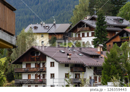 Summer scenery of Cortina d'Ampezzo, Italy 126359443