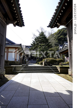 本願寺吉崎別院（吉崎御坊）の境内 126359504