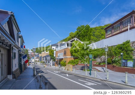 神戸北野異人館街　北野通り 126360295