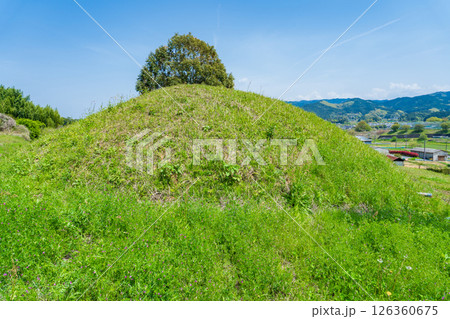 奈良県明日香村　マルコ山古墳 126360675