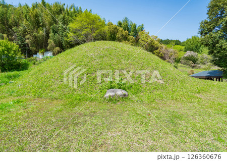 奈良県明日香村　マルコ山古墳 126360676