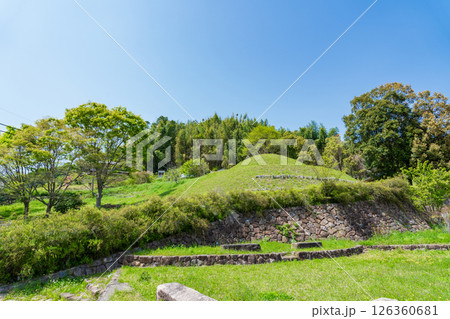 奈良県明日香村　マルコ山古墳 126360681