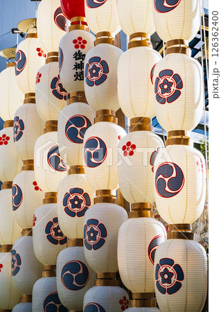 夏の京都 祇園祭 山鉾の提灯 夏の京都 祇園祭 山鉾の提灯 126362400