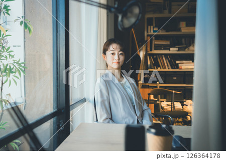 Business person 126364178