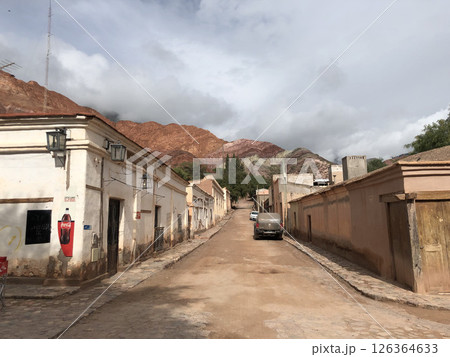 虹色の丘の街 126364633