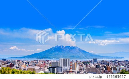 空撮 : 桜島 と 鹿児島 市街 と 青空 の パノラマ 【 鹿児島県 鹿児島市 の 風景 】 空撮 : 桜島 と 鹿児島 市街 と 青空 の パノラマ 【 鹿児島県 鹿児島市 の 風景 】 126365627