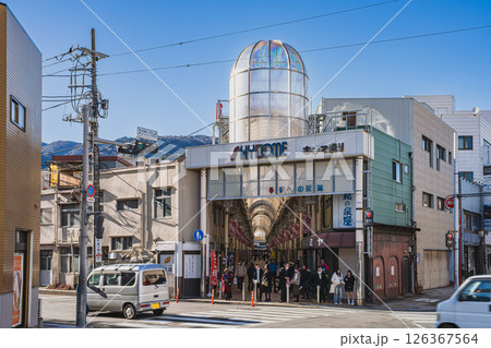 伊東市にある伊東駅周辺の風景(静岡県) 126367564