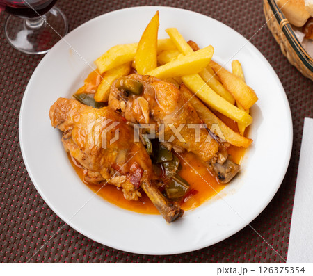 Fried chicken with garnish served with beer Fried chicken with garnish served with beer 126375354
