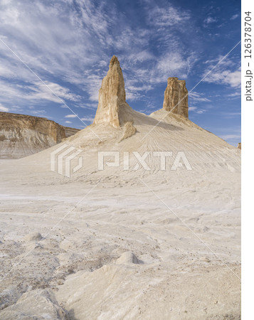カザフスタン・マンギスタウ ボズジラ渓谷の奇岩 / Bozjyra, Kazakhstan 126378704