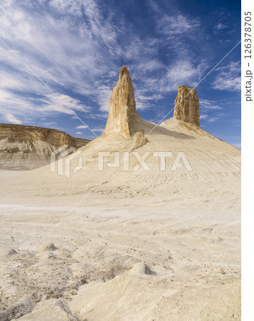 カザフスタン・マンギスタウ ボスジラ渓谷の奇岩 / Bozjyra, Kazakhstan 126378705