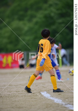 サッカー試合、小学生 126379243