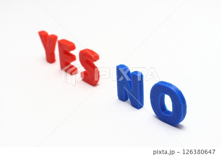 はい or いいえ、選択を迫る 126380647