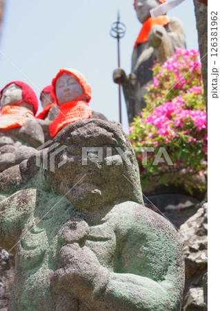 荒子観音　地蔵塚の鬼　尾張四観音 126381962