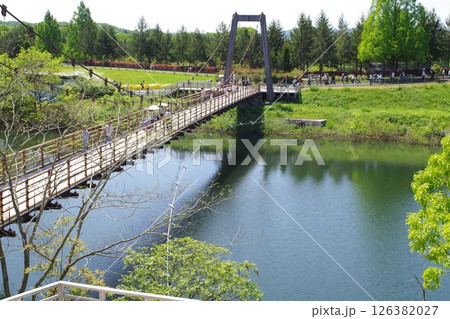備北丘陵公園つどい橋の景色 126382027
