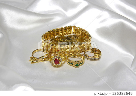 金 ジュエリー 宝石 買取 ビジネス 金 ジュエリー 宝石 買取 ビジネス 126382649