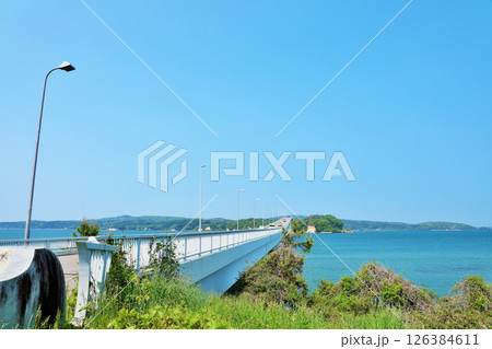 石川県　能登半島　青空の能登島大橋 126384611