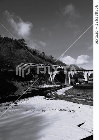 遠野遺産第99号めがね橋周辺の景観  126389556