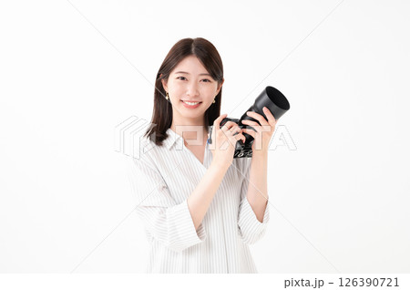 カメラを持つ女性 カメラを持つ女性 126390721