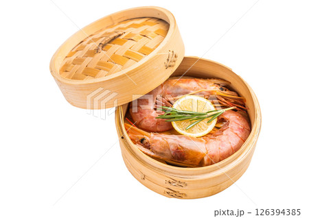 Steamed Red shrimps, Prawns in bamboo steamer isolated on white background. top view 126394385