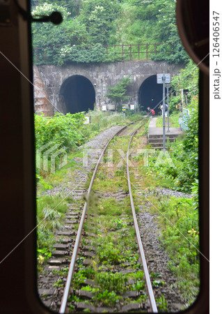 JR北海道、室蘭本線の長万部駅から礼文駅までの普通列車車窓風景(2023年夏曇り空) JR北海道、室蘭本線の長万部駅から礼文駅までの普通列車車窓風景(2023年夏曇り空) 126406547