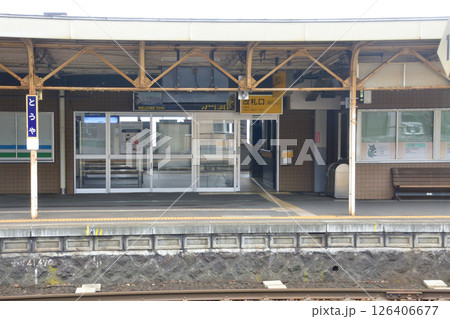JR北海道、室蘭本線の礼文駅から洞爺駅までの普通列車車窓風景(2023年夏曇り空) JR北海道、室蘭本線の礼文駅から洞爺駅までの普通列車車窓風景(2023年夏曇り空) 126406677