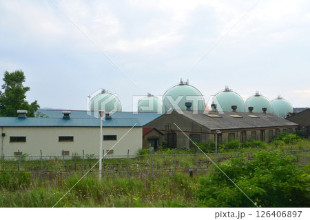 JR北海道、室蘭本線の北舟岡駅から東室蘭駅までの普通列車車窓風景(2023年夏曇り空) JR北海道、室蘭本線の北舟岡駅から東室蘭駅までの普通列車車窓風景(2023年夏曇り空) 126406897