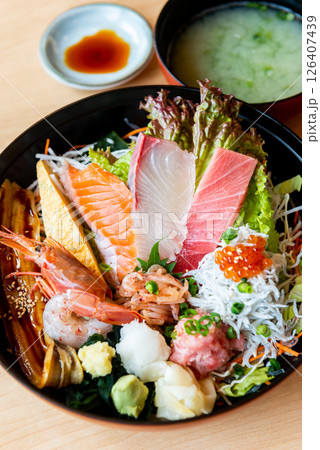 海鮮丼 126407439
